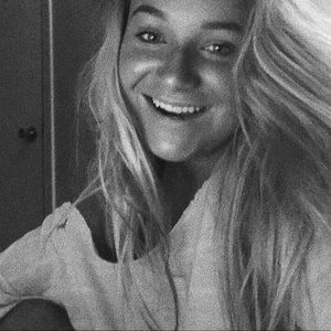 Meet your Posher, Makenzie